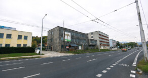 Administratívno – priemyselná budova na dobrom mieste. Radvaň Banská Bystrica. Exkluzívne.